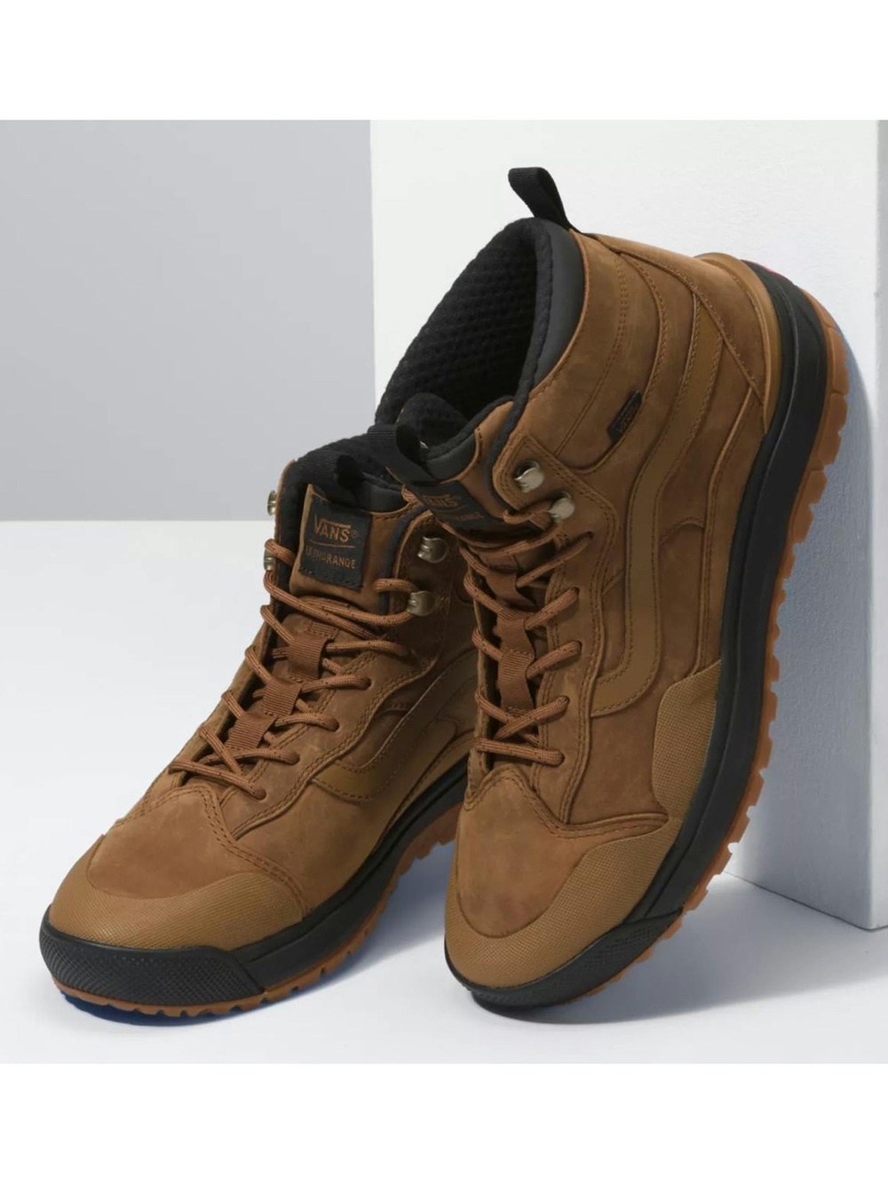 Vans Men's Ultrarange EXO HI MTE Boot In Dachsund/Black Size 10
